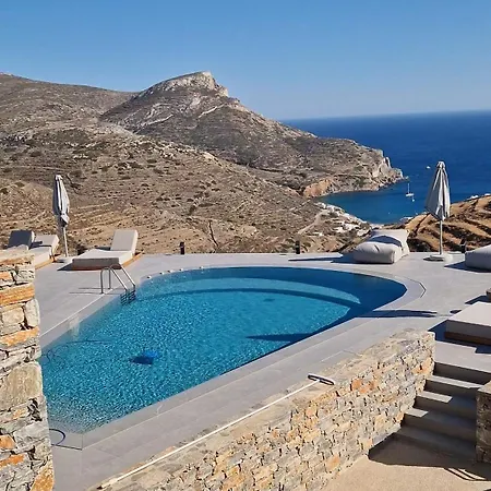 Pentanemi Folegandros
