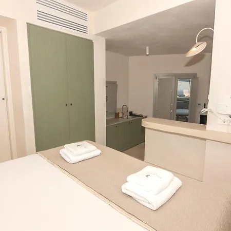 Pentanemi Folegandros 酒店