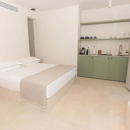 Pentanemi Folegandros *