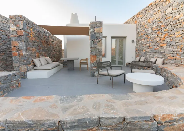 Pentanemi Folegandros * Áno Meriá