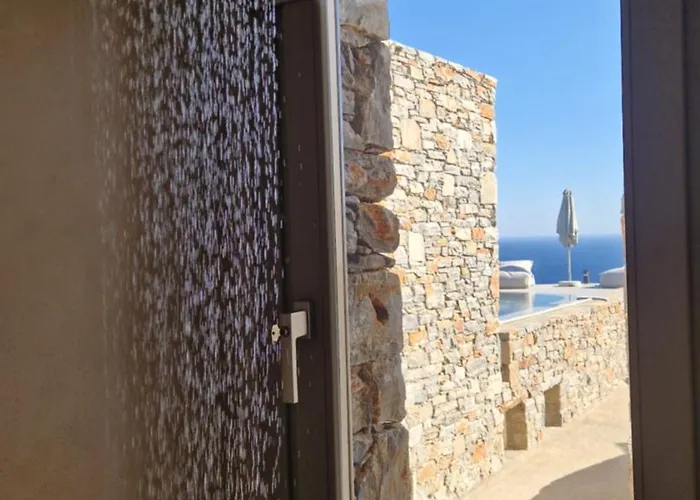 Pentanemi Folegandros Áno Meriá