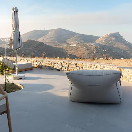Pentanemi Folegandros * Áno Meriá
