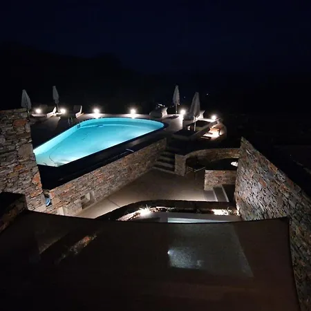 Pentanemi Folegandros Szálloda