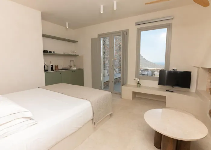 Pentanemi Folegandros Hotel *