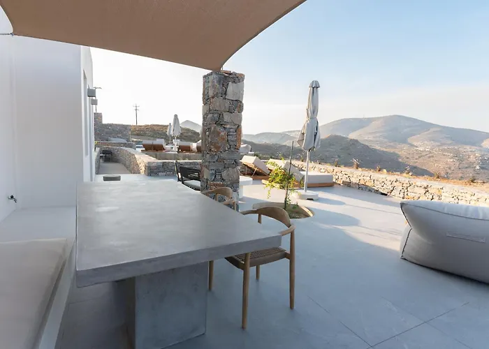 Pentanemi Folegandros Hotel