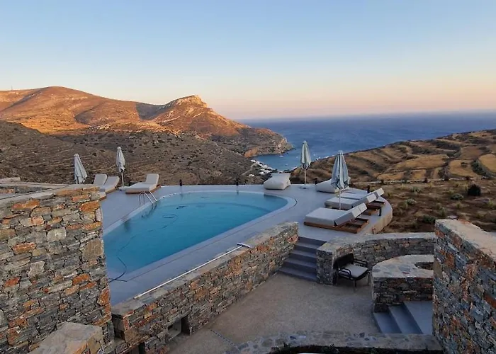 Pentanemi Folegandros Áno Meriá